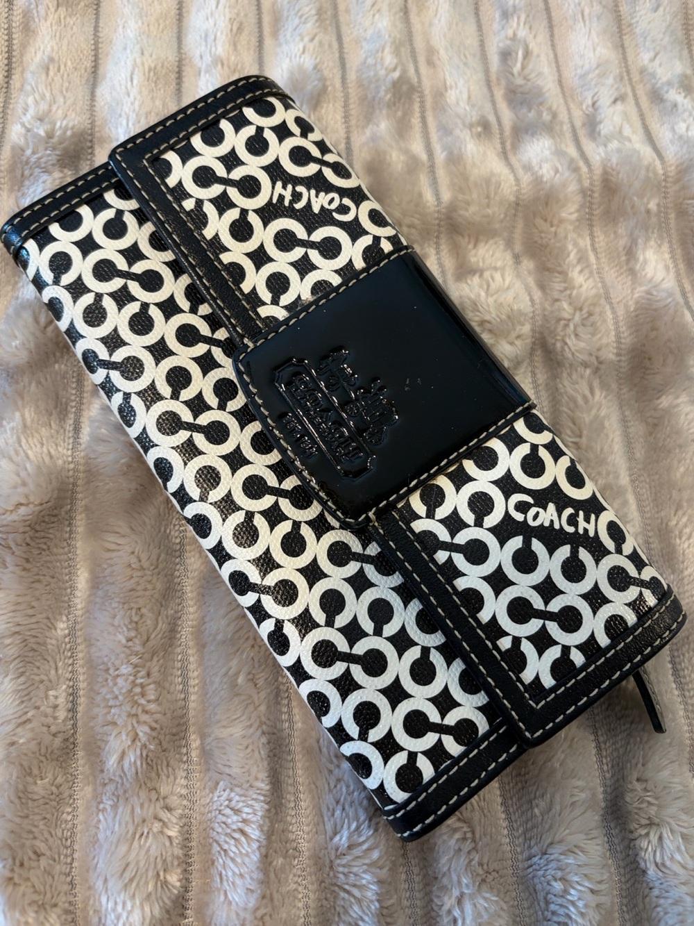 Coach Signature Madison Wallet